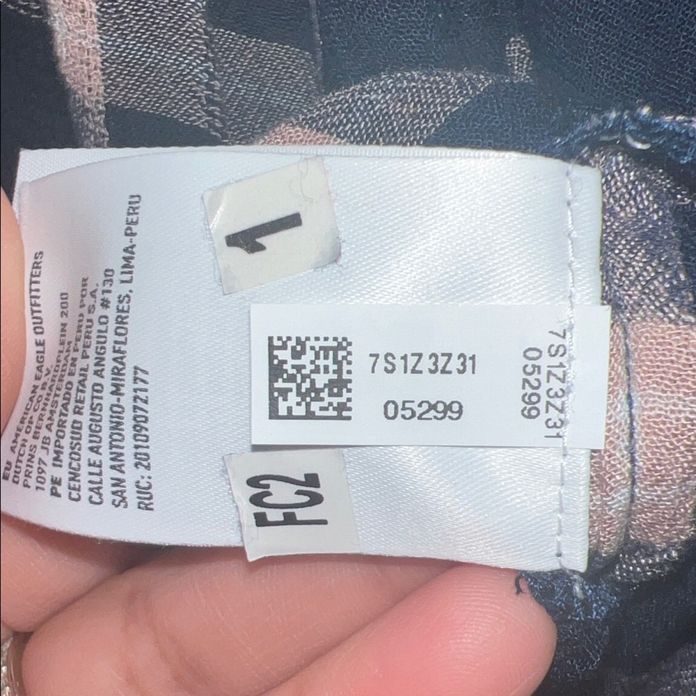 American Eagle Outfitters Blue and White Checkered Blouse - Picture 5 of 9